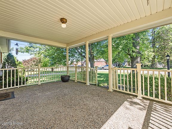 4th image of 6700 Fernbush Dr