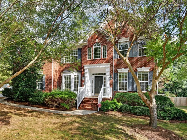7 Starwood Ln, Durham, NC 27712