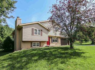926 Harding St, Oregon, WI 53575