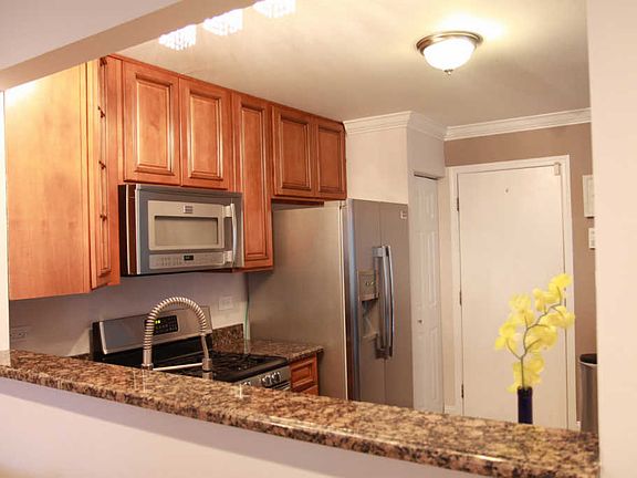 4th image of 2171 Dalewood Ct