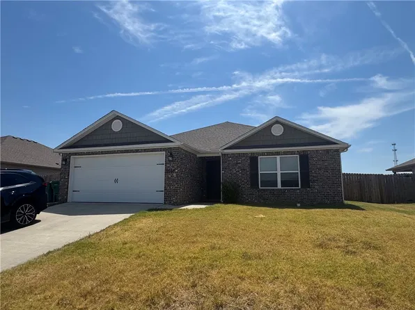 1641 Greenbank Dr, Centerton, AR 72719