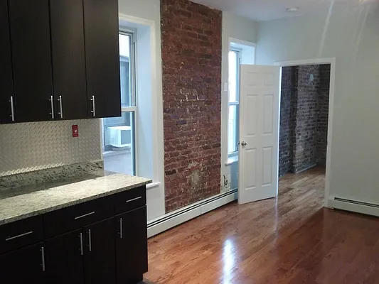 Rented by Sally Raia LLC | media 16