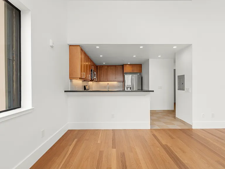 637 Natoma St #6 — Photo 6