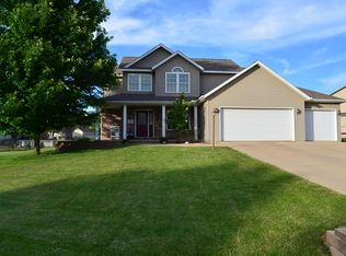 221 Karagen Cir, Metamora, IL