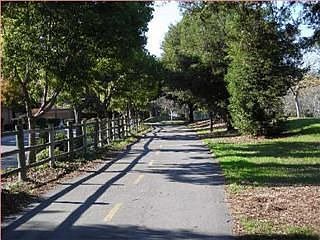 4th image of 1238 Beaulieu Ct