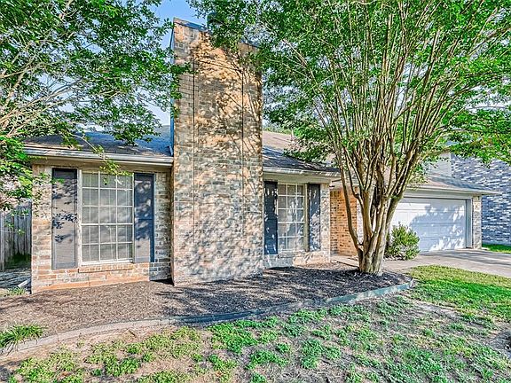 2nd image of 14703 Cypress Green Dr
