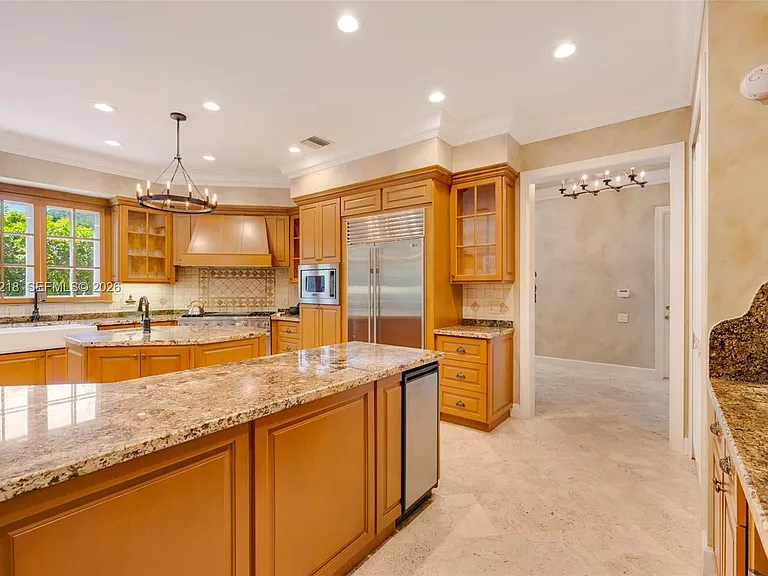 6905 SW 75th Ave — Photo 19