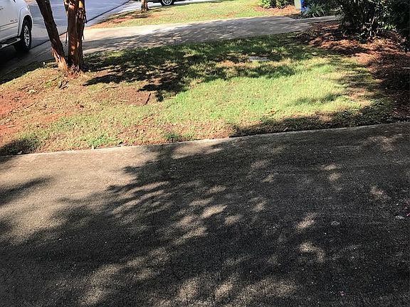 3rd image of 118 Stonington Ln