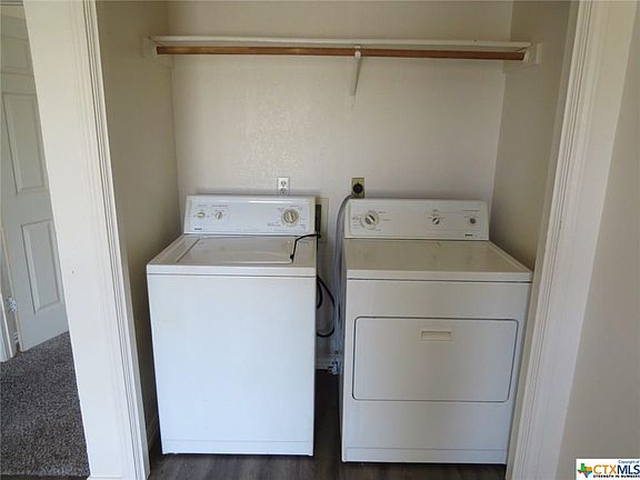 5th image of 1602 Benttree Dr