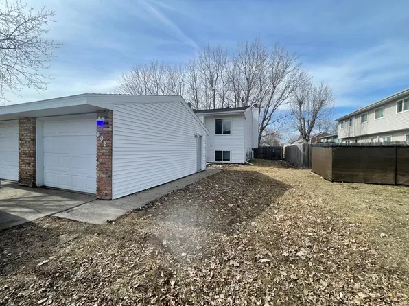 408 22nd St E, West Fargo, ND 58078