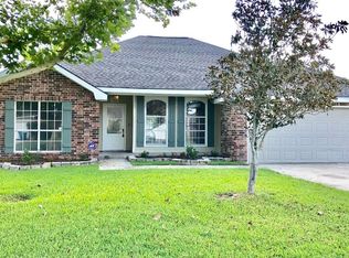 104 Songbird Ln, Lafayette, LA 70506