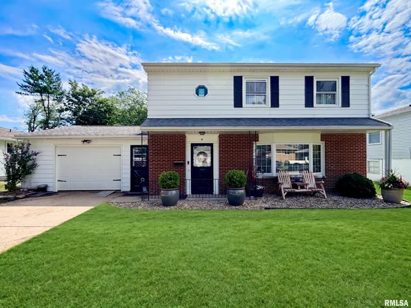 6 Rigg Dr, Lincoln, IL 62656