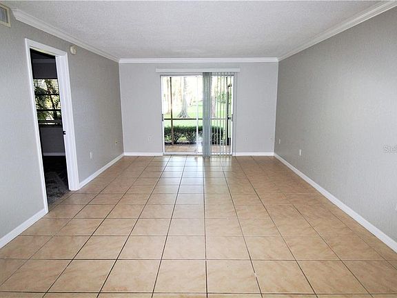 4th image of 954 La Costa Cir Unit 1