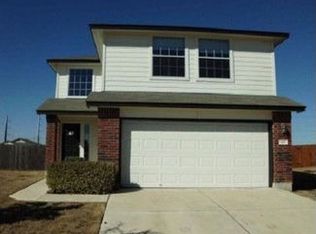 105 Anderson St, Hutto, TX 78634