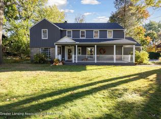 1623 Moores River Dr, Lansing, MI 48910