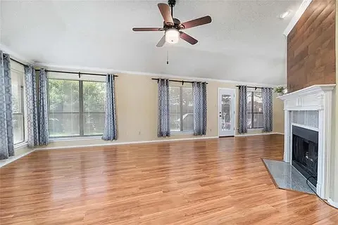 3848 Dalston Ln — Photo 15