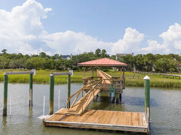 29 Petigru Dr, Beaufort, SC 29902