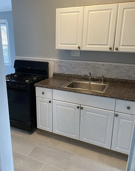 138-140 N 10th St #1 — Photo 1