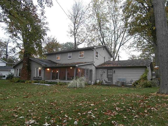 2nd image of 1706 Forest Valley Dr