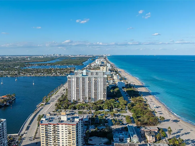 2401 S Ocean Dr #Penthouse A4 — Photo 72