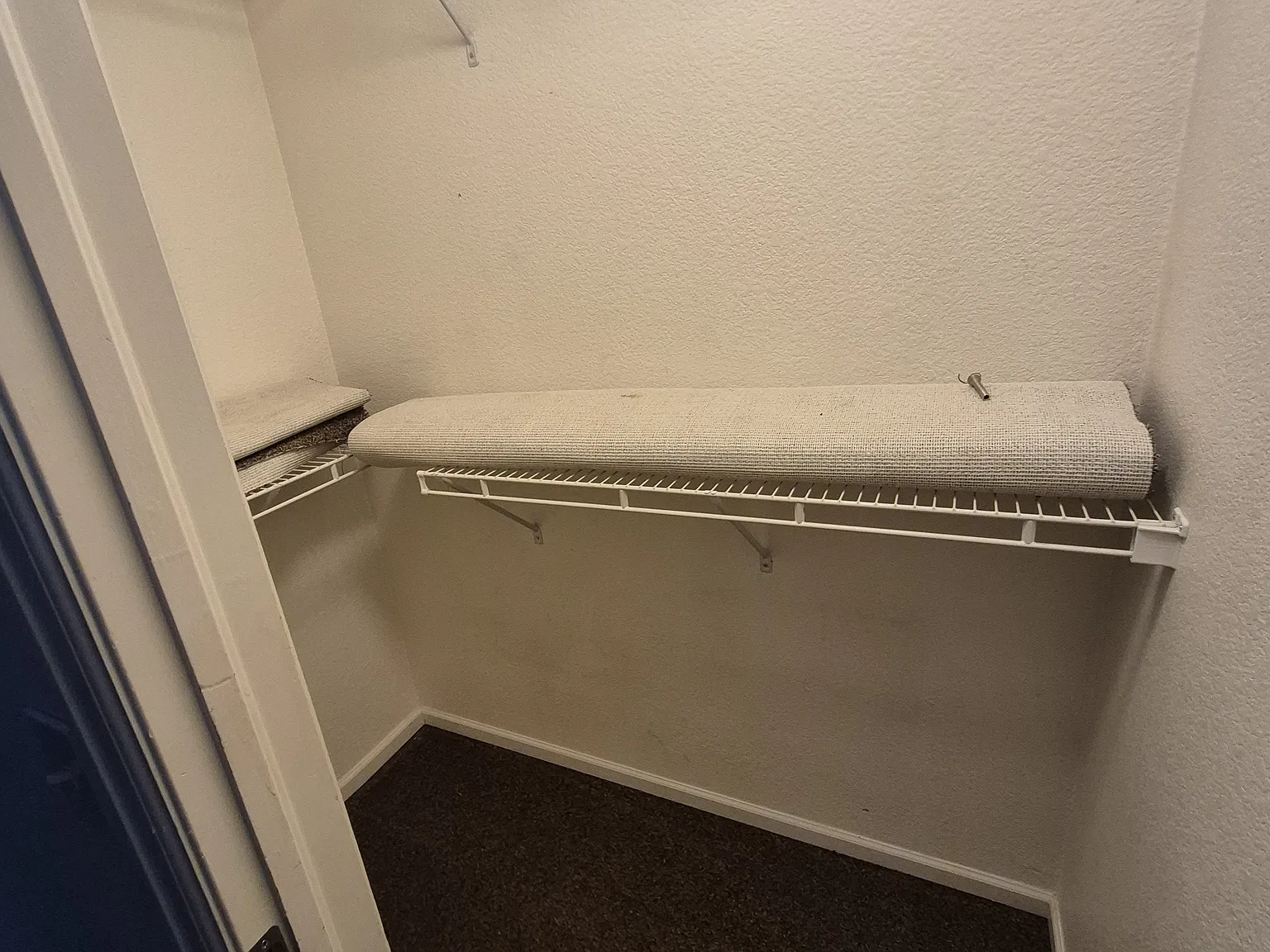 2 bed, 2.5 bath, 1292 sqft, $1,100 — Photo 4