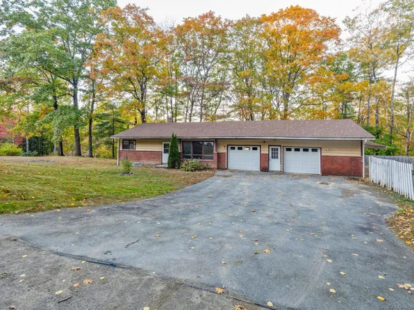 4 Pearce Circle Extension, Rockingham, VT 05101