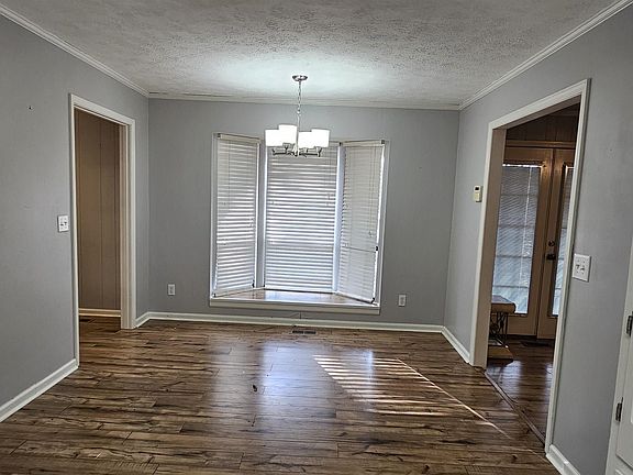 5th image of 129 Briarwood Ter