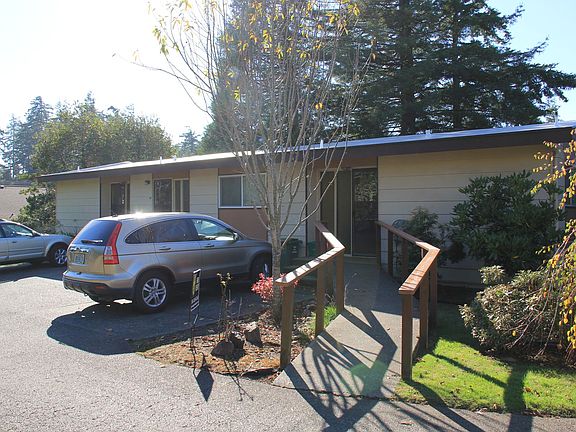2nd image of 2645 N 16th Ct APT A