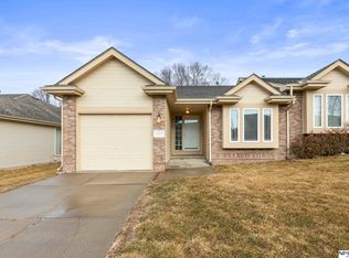 16608 Drexel St, Omaha, NE 68135