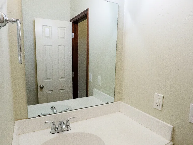 3004 NW 191st St — Photo 29