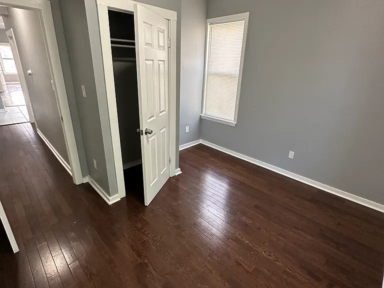 593 Winchester Ave #3L — Photo 11
