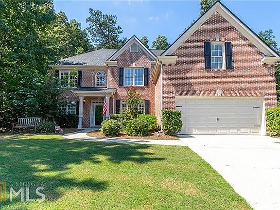 2nd image of 395 River Valley Dr