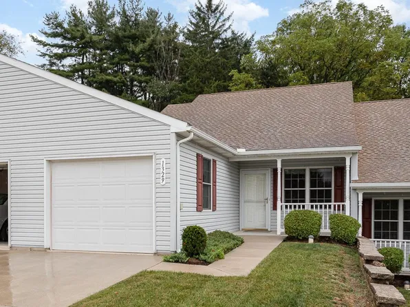 1329 Village Dr #35, Spring Grove, PA 17362