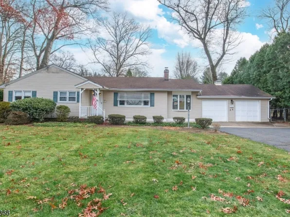 38 Garland Ave, Ramsey Boro, NJ 07446