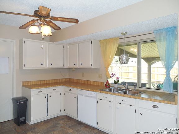 2nd image of 5303 El Medano St