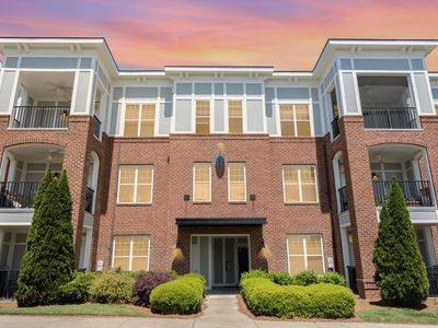 601 Finsbury St APT 307, Durham, NC, 27703