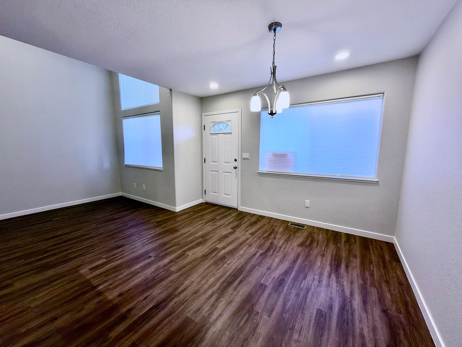 3 bed, 1534 sqft, $2,795 — Photo 3
