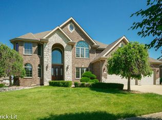 8663 Cullen Dr, Frankfort, IL 60423
