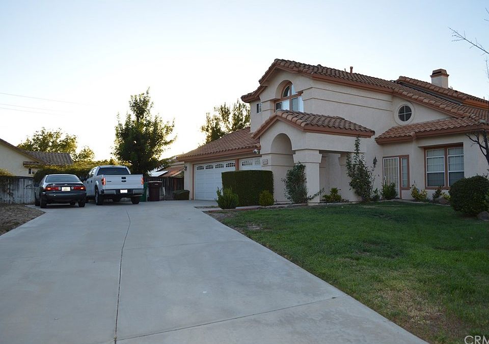 1st image of 41715 Cayente Ct