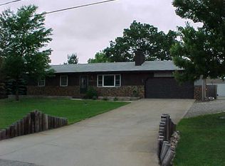 136 Embury Dr, Battle Creek, MI 49014