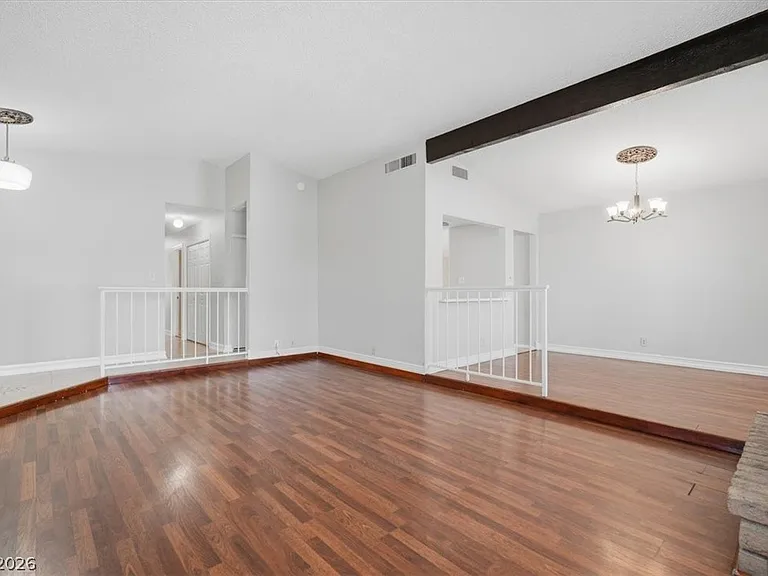 5389 Kalmia Dr — Photo 5