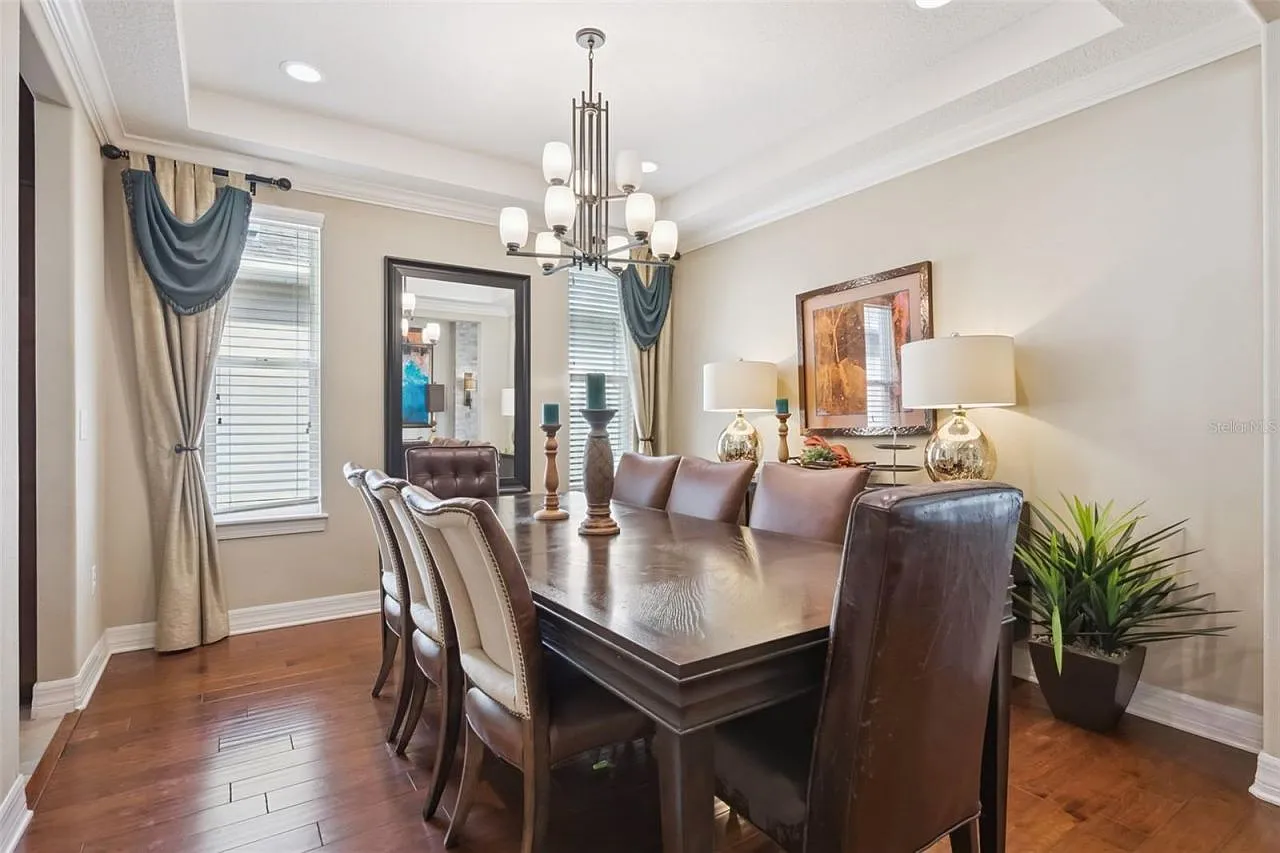 5 bed, 3105 sqft, $4,250 — Photo 4