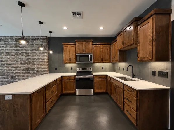 215 E Avenue K, San Angelo, TX