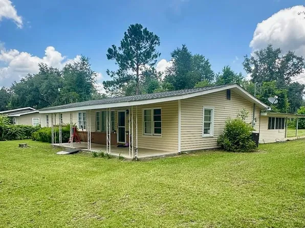 237 Red Oak St, Douglas, GA 31533