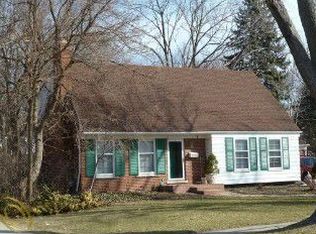 18300 Beverly Rd, Beverly Hills, MI 48025