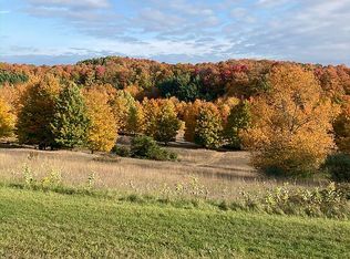 7505 S Sullivan Rd, Cedar, MI 49621