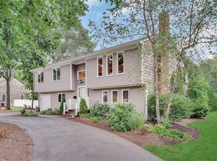 86 Princes Hill Ave, Barrington, RI 02806
