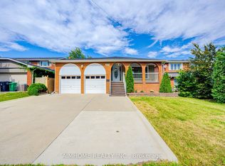 2575 Benedet Dr N, Mississauga, ON L5J4H6