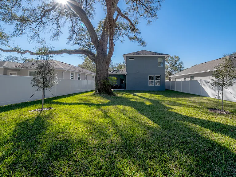 1714 E Lambright St — Photo 44