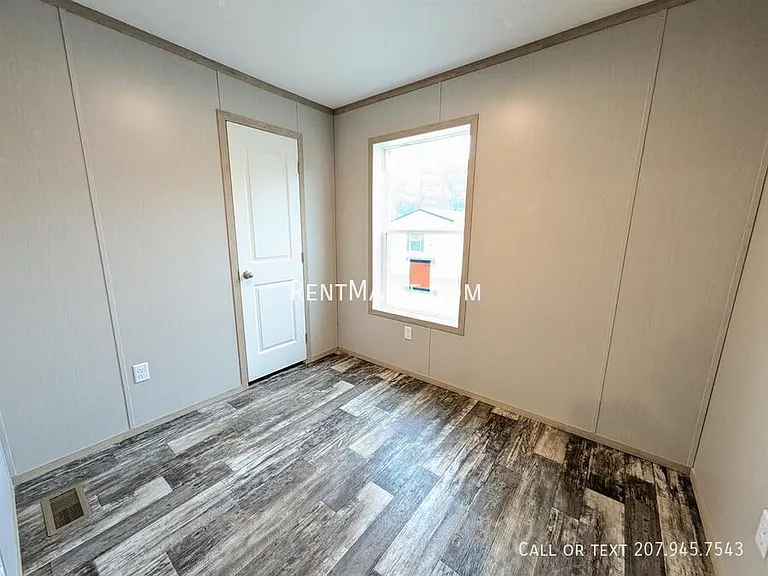 438 Finson Rd #16 — Photo 12